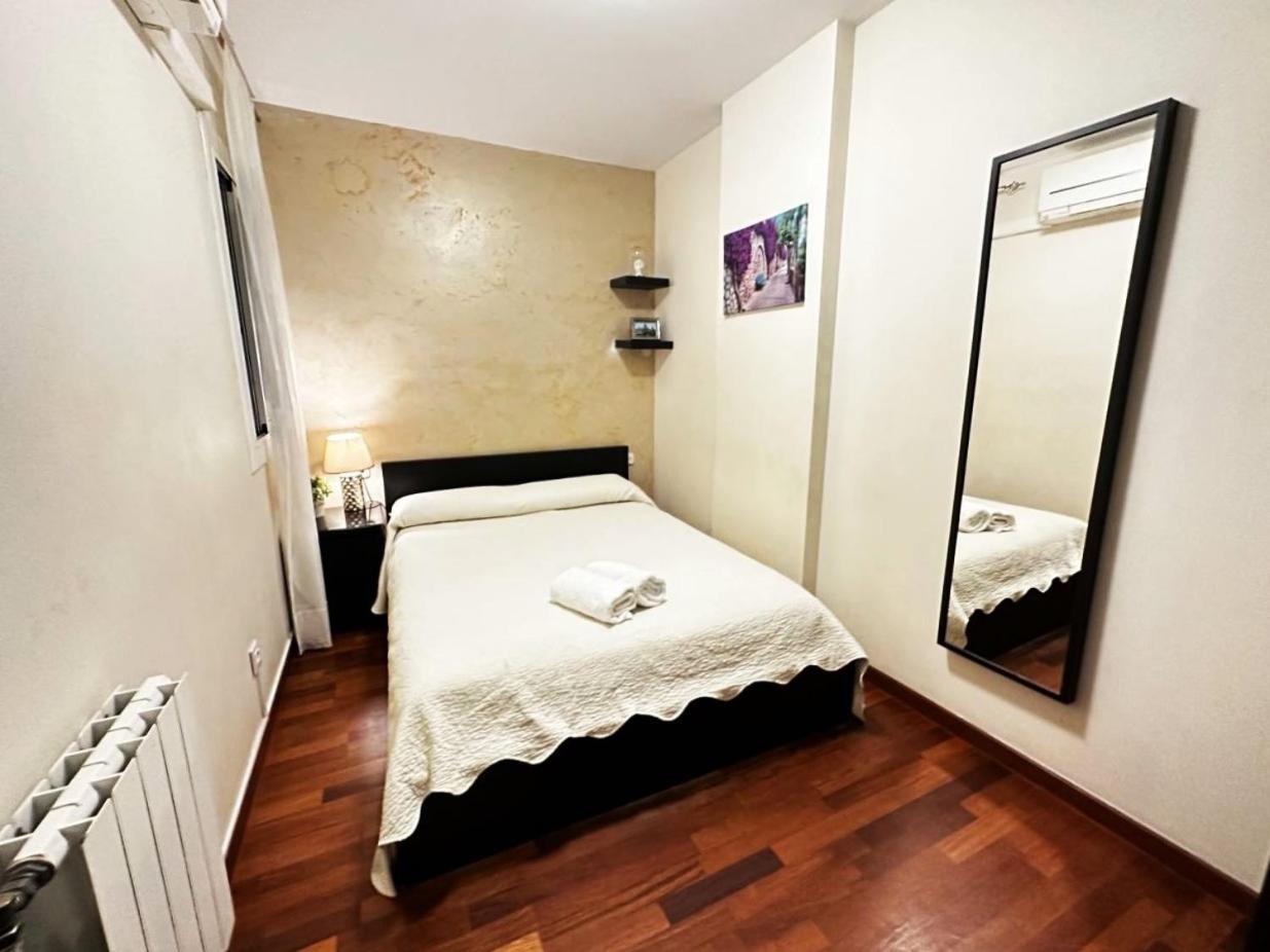 Rooms Arago Barcelona Exterior foto